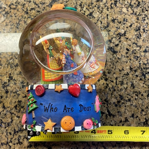 San Francisco Musical Snow Globe "Faithful Friends" Debra Jordan Bryan - Picture 8 of 9